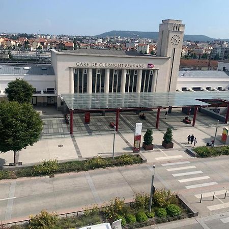 Le Petit Terminus - Gare Sncf Clermont-Ferrand Exterior photo
